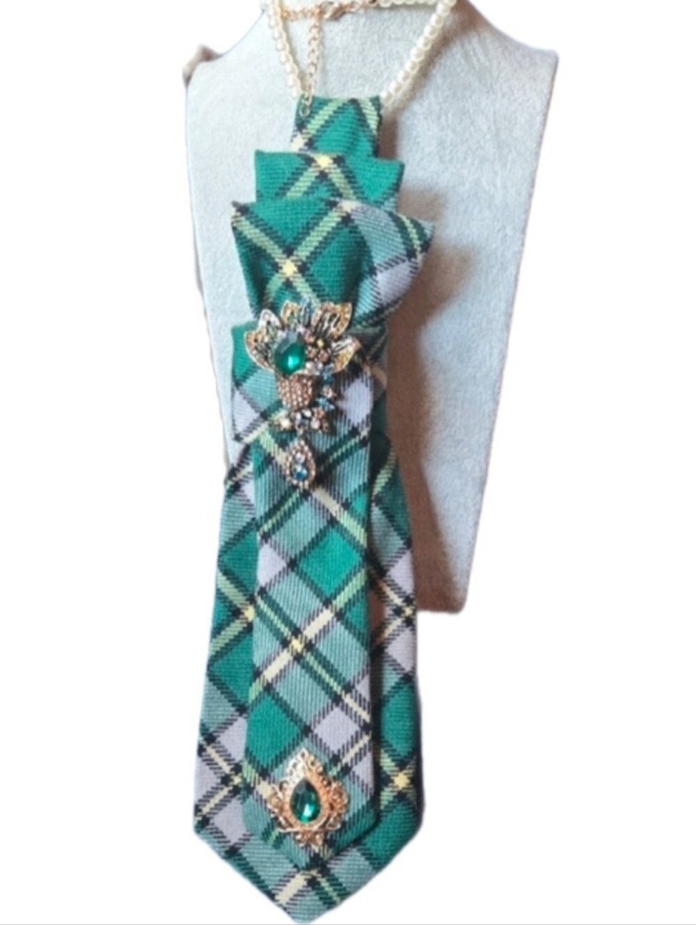 3/$60 Green Yellow Pure Wool Plaid Folded Cravat With Decorative Brooch